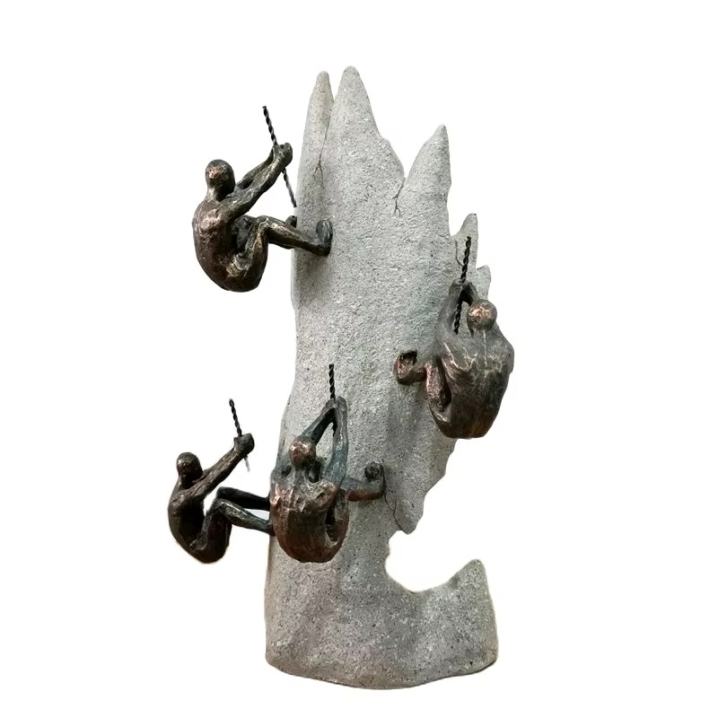 FIGURA DEC. HOMBRE ESCALANDO MONTAÑA REF:ES22072-23*15*35CM