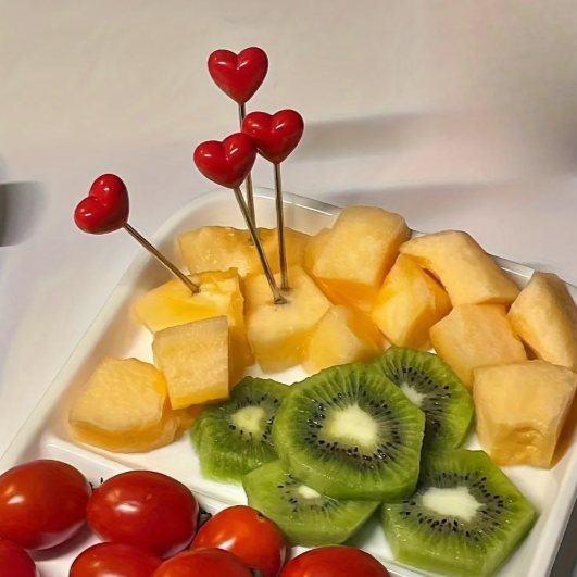 TENEDOR DE FRUTA CORAZON 9CM