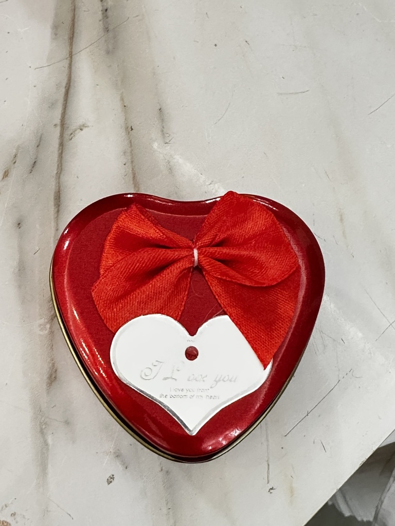 CAJA CORAZON /FLORES PETALOS JABON