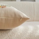 FORRO DE COJIN BEIGE CONEJO BORDADO 45X45CM