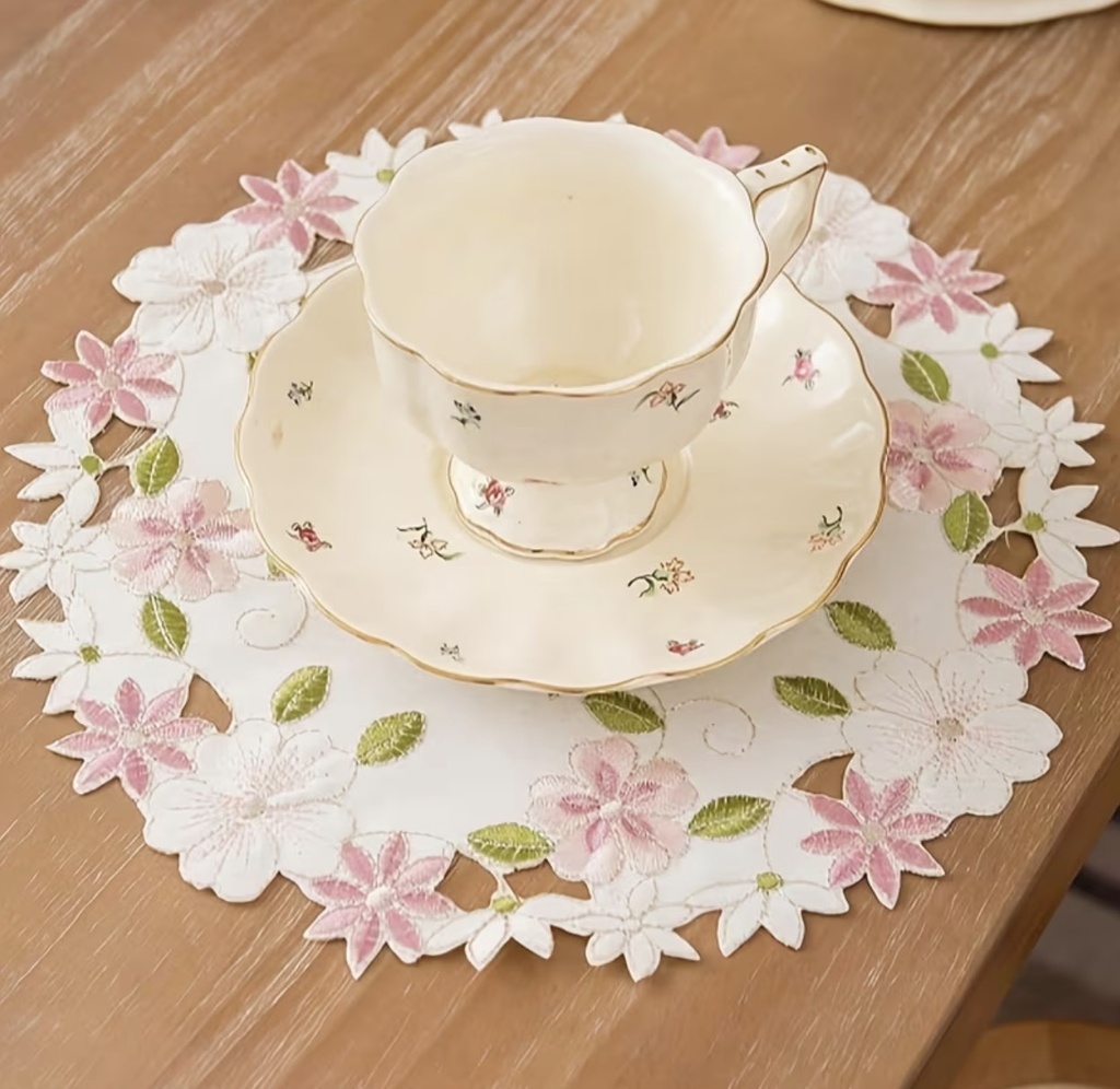 INDIVIDUAL MANTEL BORDADO FLORES 30CM