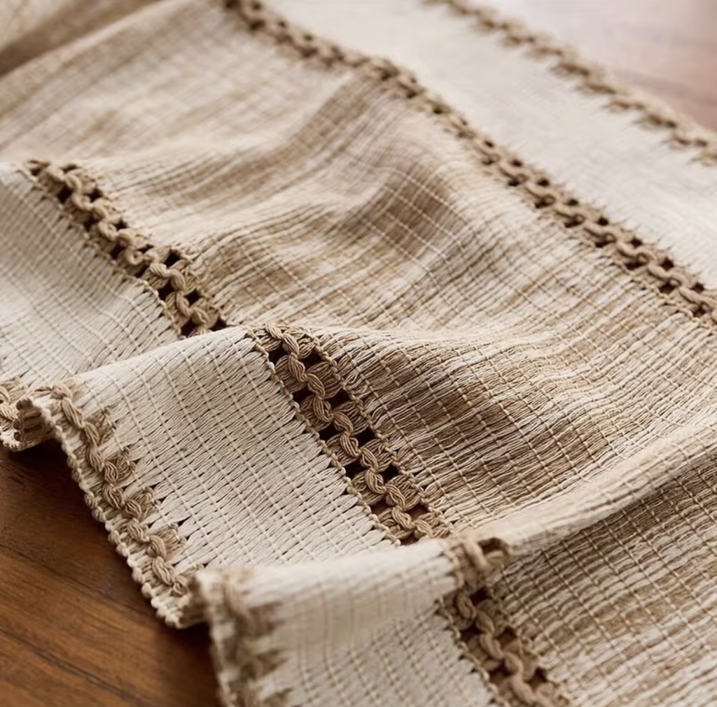 CAMINO DE MESA BORDADO BOHO 92X31CM