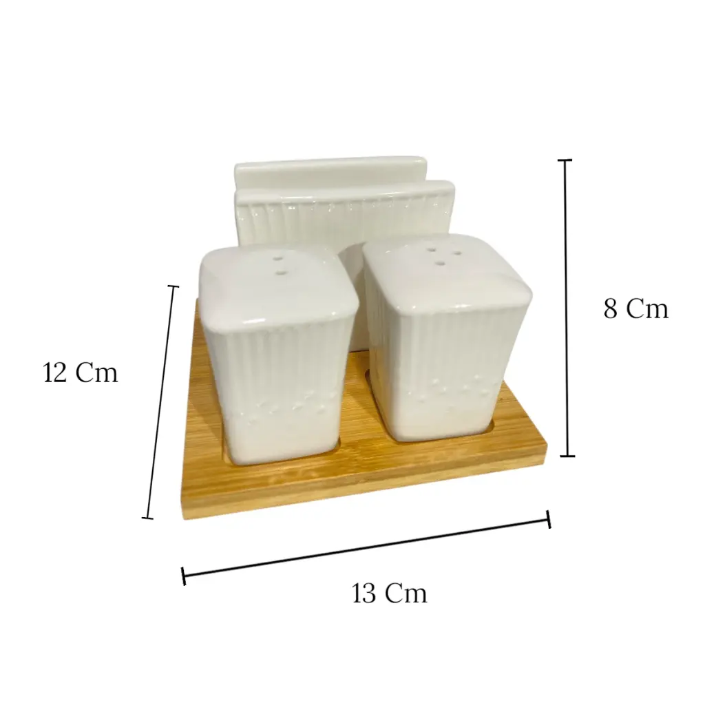 SET DE SALERO/PIMENTERO, SERVILLETERO DE PORCELANA, CON BASE DE BAMBOO. 13X12X8CM