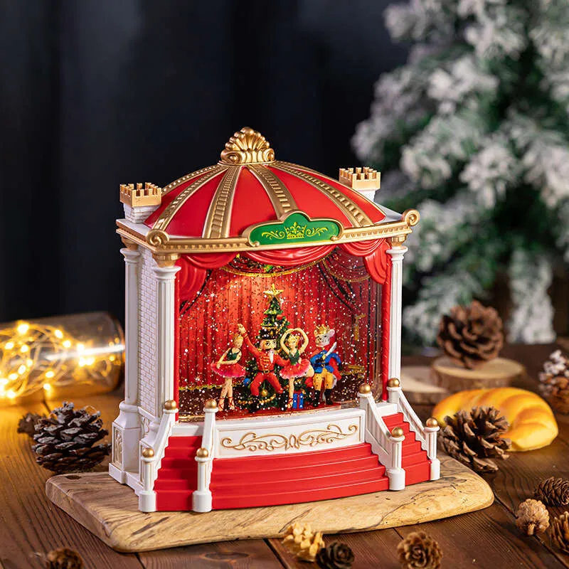 Teatro Navideño Cascanuez musical con luz. 3AAA 1.5v o USB. 20x11x23cm 