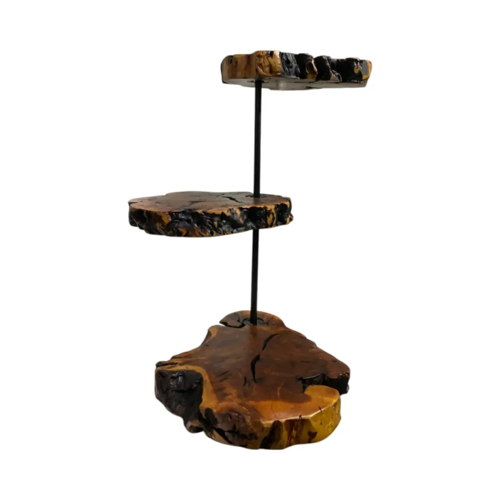 Base de Madera dos pisos con hierro dorado. 25x26x40cm
