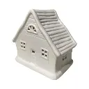 Casa navideña blanca de cerámica con luz led, 11.5x8x12cm. Ref: TG3603