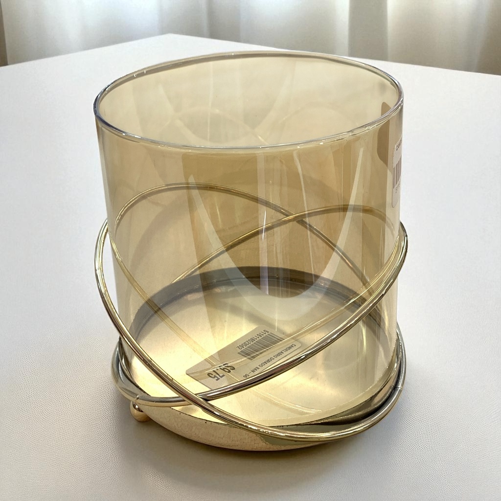 CANDELABRO DE VIDRIO AMBAR CON BASE DE HIERRO DORADA 14X13CM SAN-56