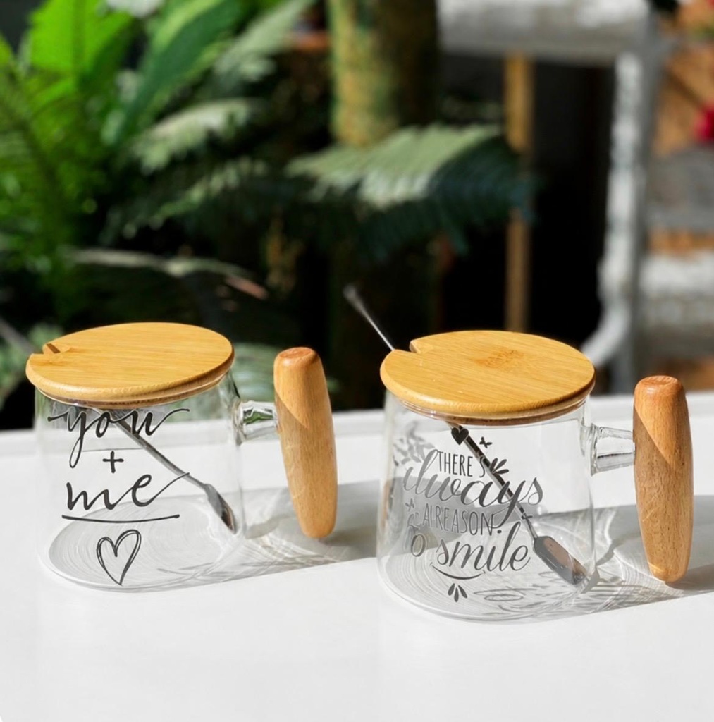 JARRO DE CRISTAL CON TAPA DE BAMBU 500ML