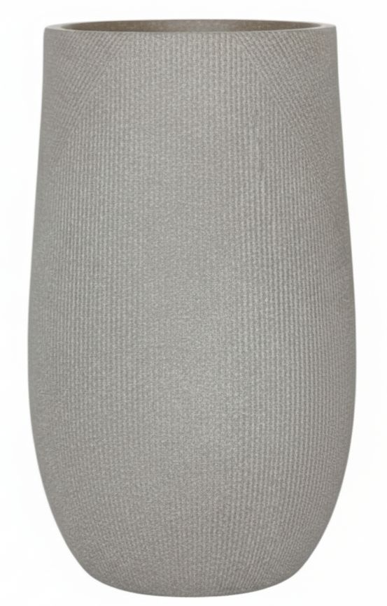 MACETERO TUBULAR CON TEXTURA LINEAS DE FIBRA ARCILLA TAUPE 48X48X75CM