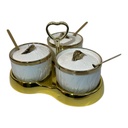 SET DE 3 PORTA SALSAS PORCELANA CON BASE DE PVC 22X22X14CM