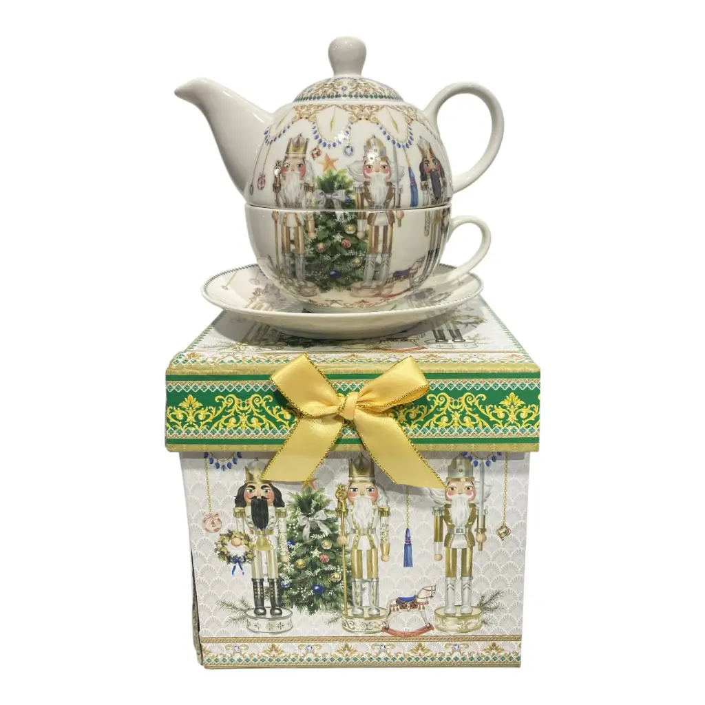TETERA CON TAZA Y PLATO CASCANUEZ SETX3PZS. PORCELANA15X15CM