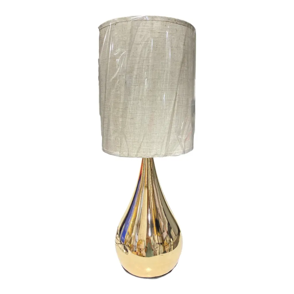 LAMPARA DE MESA DORADA Ø20CM X 51 CM ALTO.