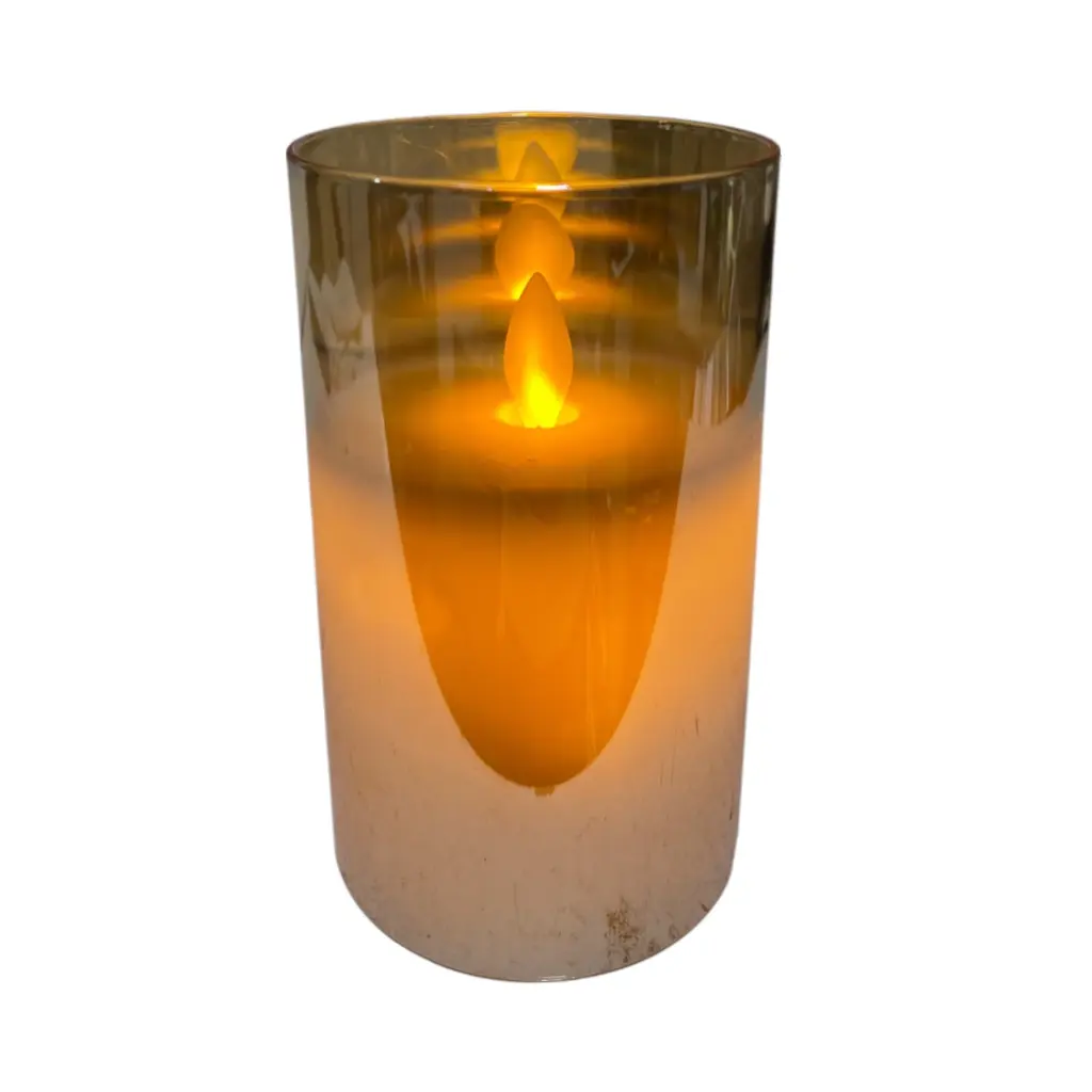 Vela candelabro de vidrio ámbar, led, 3 pilas "AAA". Ø7.5cm x 12.5cm