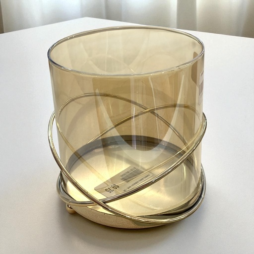 [5116118523562] CANDELABRO DE VIDRIO AMBAR CON BASE DE HIERRO DORADA 14X13CM SAN-56