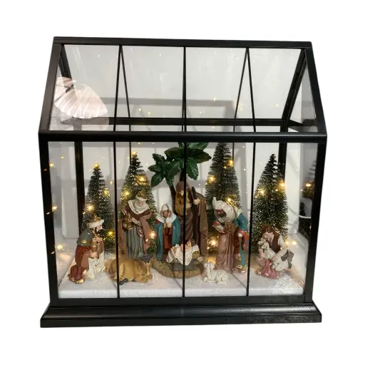 [6981606519711] Nacimiento en Casa con luz y musica, 3AA1.5V o USB C. 33x15x33.5cm